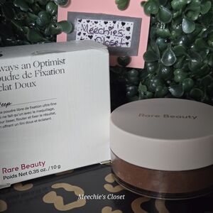 NWT Rare Beauty Always an Optimist Soft Radiance Setting Powder - Deep